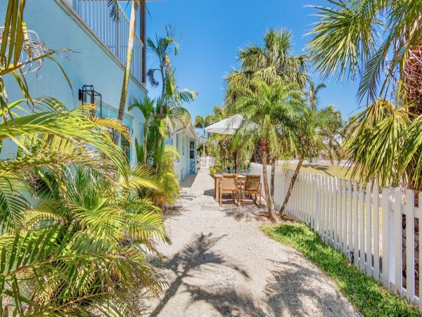 Luxurious Coastal Getaway at this Beach House in Longboat Key