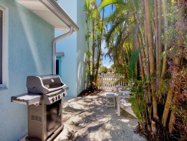 Luxurious Coastal Getaway at this Beach House in Longboat Key