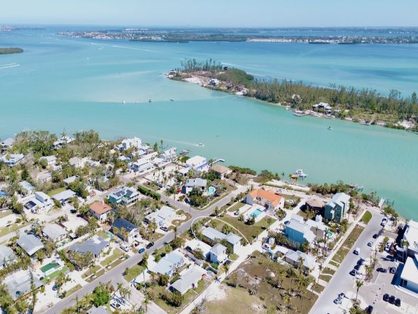 Luxurious Coastal Getaway at this Beach House in Longboat Key