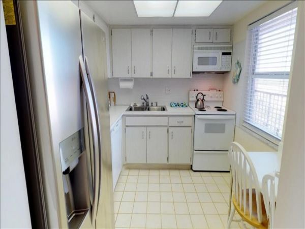 Condo with Full Gulf View Two Bedrooms Sleeps 4 Shared Pool