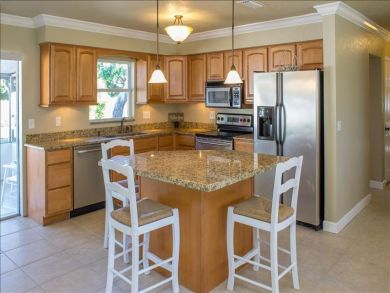 Brandenton Beach Vacation Home Sleeps Six Guests. Brandenton Beach Vacation Home Sleeps Six Guests.