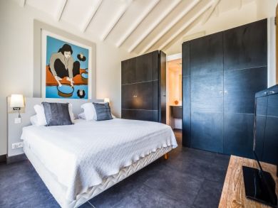 King Bed