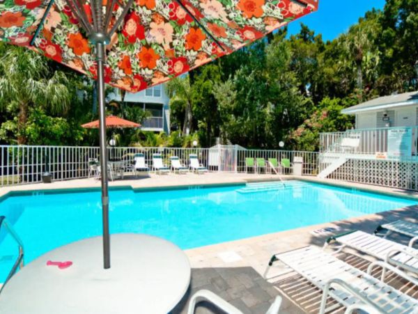 Holmes Beach 3 Bedroom Town House Sleeps 6 Communal Pool