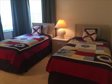 Bedroom with Two Twin Beds