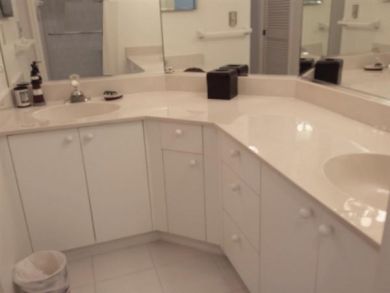 Spacious Bathroom