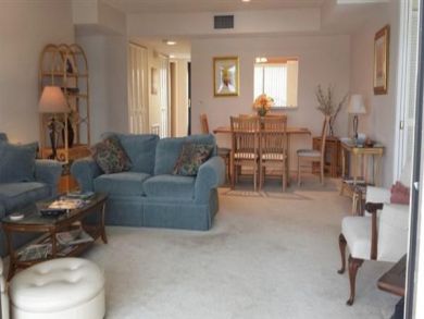 Open Plan Living & Dining Area