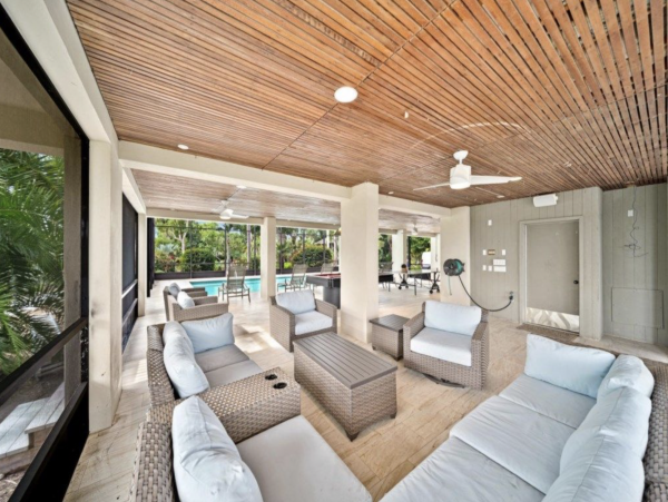Stunning Captiva Vacation Retreat 7 Bedrooms Sleeps 16