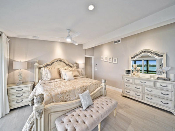 Stunning Captiva Vacation Retreat 7 Bedrooms Sleeps 16