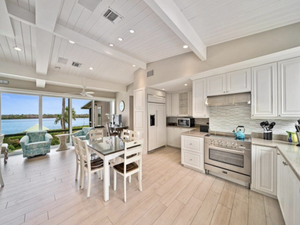 Stunning Captiva Vacation Retreat 7 Bedrooms Sleeps 16