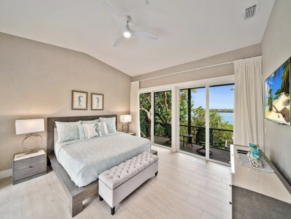 Stunning Captiva Vacation Retreat 7 Bedrooms Sleeps 16