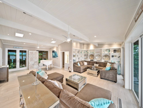Stunning Captiva Vacation Retreat 7 Bedrooms Sleeps 16