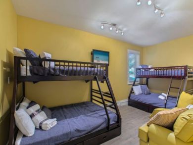 One of Destins Best Rentals Five Bedrooms Sleeps 18 Guests