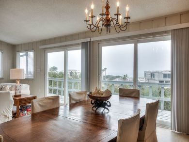 Dining Table & Chairs Dining Table & Chairs