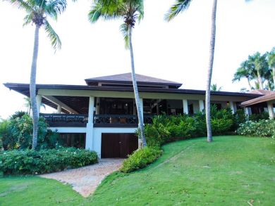 Luxury Vacation Villa for Rent at Casa De campo