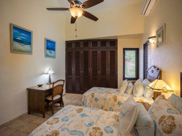 A Stunning Vacation Villa ! A Luxury Retreat