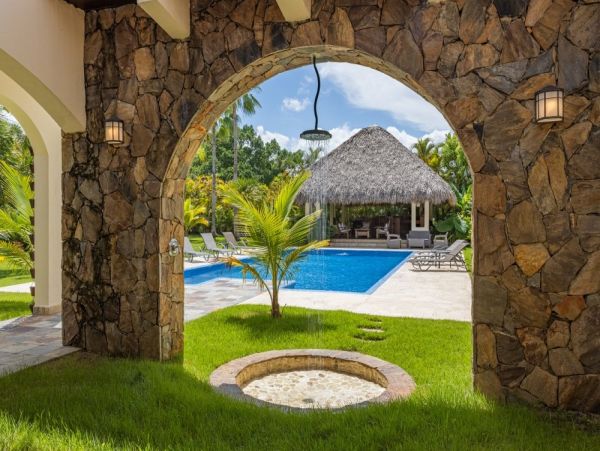 A Stunning Vacation Villa ! A Luxury Retreat