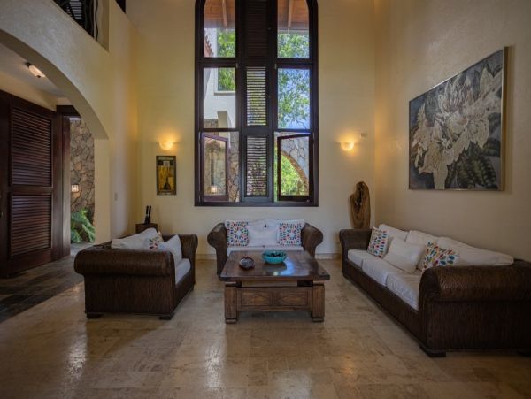 A Stunning Vacation Villa ! A Luxury Retreat