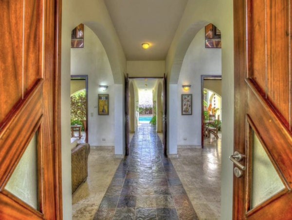 A Stunning Vacation Villa ! A Luxury Retreat