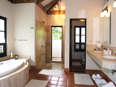 This Villa Will Sleep 10 Guests How Cool