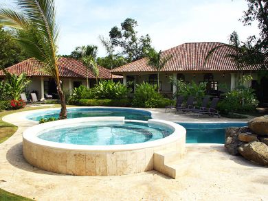 This Villa Will Sleep 10 Guests How Cool