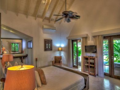 Sosua Luxury Five bedroom Vacation Villa with a Pool Sosua Luxury Five bedroom Vacation Villa with a Pool