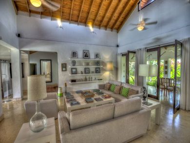 Sosua Luxury Five bedroom Vacation Villa with a Pool Sosua Luxury Five bedroom Vacation Villa with a Pool
