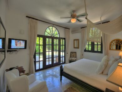 Four Bedroom Luxury Rental Villa Open Today! Four Bedroom Luxury Rental Villa Open Today!