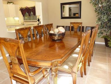 Formal Dining Table & Chairs