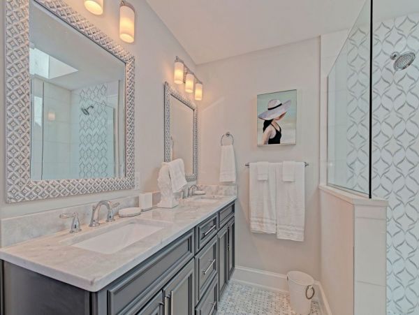 Luxury Five Bedroom Anna Maria Island Rental - Sleeps 12