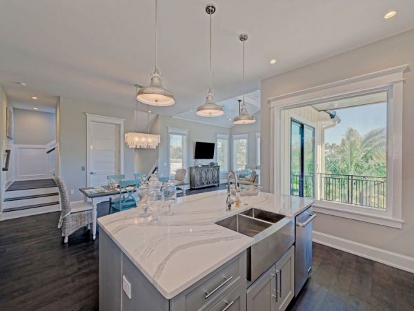 Luxury Five Bedroom Anna Maria Island Rental - Sleeps 12