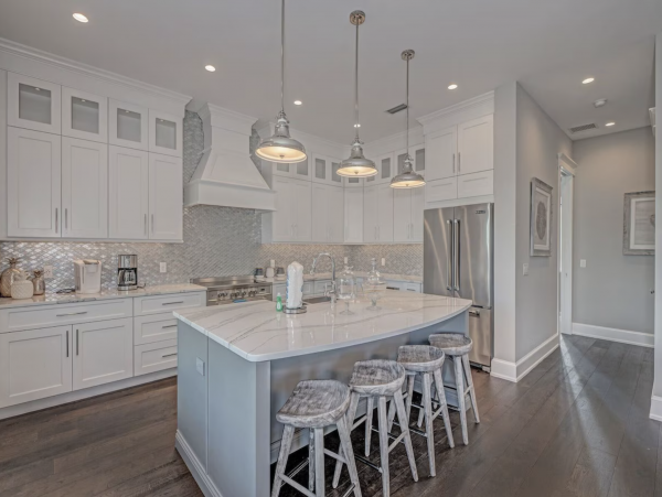 Luxury Five Bedroom Anna Maria Island Rental - Sleeps 12