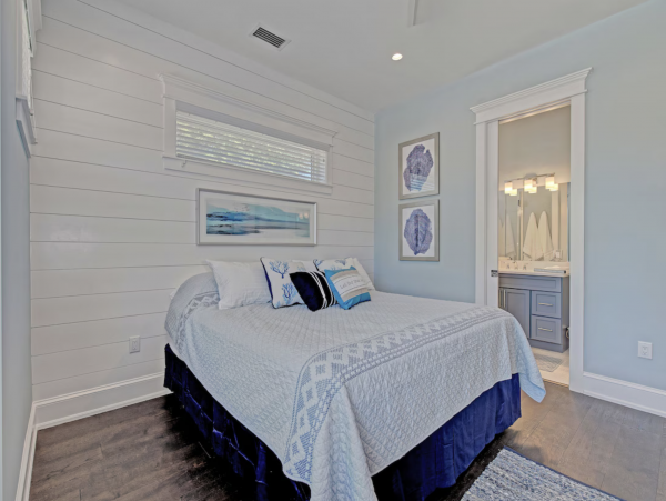 Luxury Five Bedroom Anna Maria Island Rental - Sleeps 12
