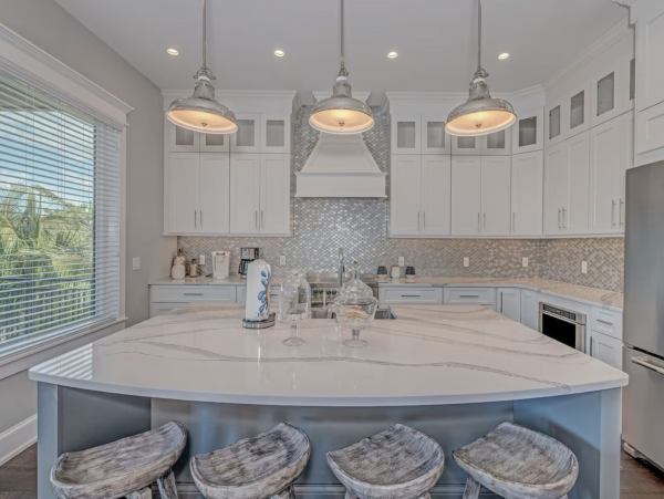 Luxury Five Bedroom Anna Maria Island Rental - Sleeps 12