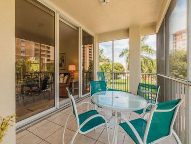 Screened Lanai with Patio Furniture Screened Lanai with Patio Furniture