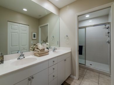 Bathroom Bathroom