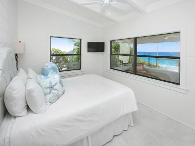 Bedroon with Gulf views