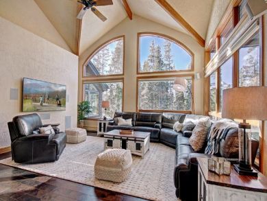 Spacious Living Area