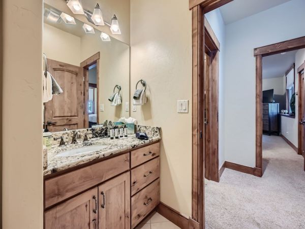 Breckenridge Luxury Five Bedroom Mountain Home