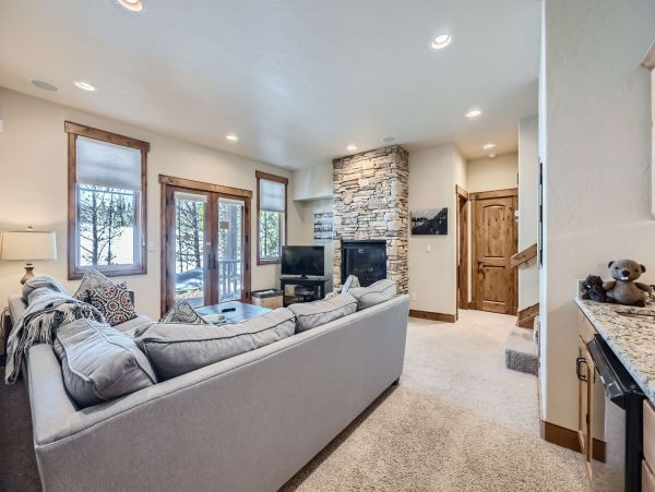 Breckenridge Luxury Five Bedroom Mountain Home