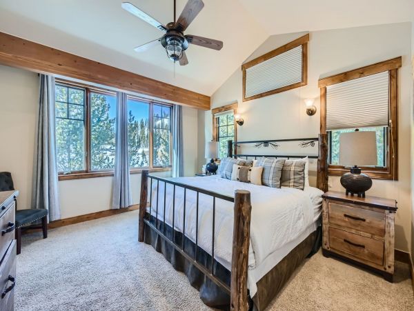 Breckenridge Luxury Five Bedroom Mountain Home