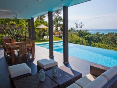 Five Bedroom Nonita Village Luxury Vacation Villa. Sleep 14