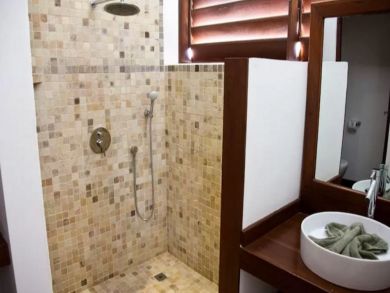 Five Bedroom Nonita Village Luxury Vacation Villa. Sleep 14