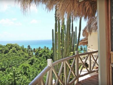 This Spectacular Villa has Eight Bedrooms Open Villa Views