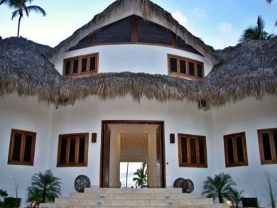 This Amazing Villa Sleeps 22 Guests Best Rental  Beachfront