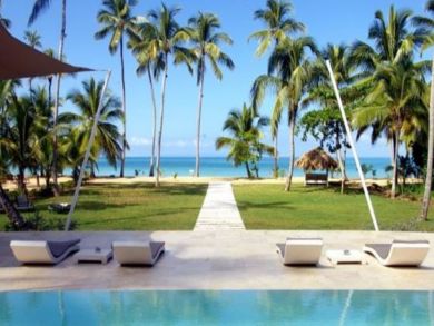 This Amazing Villa Sleeps 22 Guests Best Rental  Beachfront