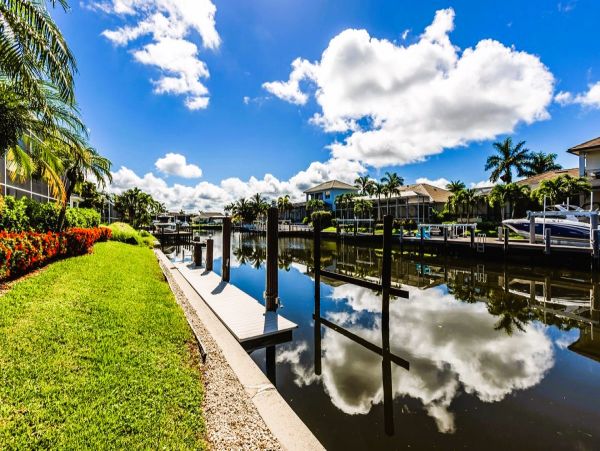 Waterfront Vacation Rental with Three Bedrooms Plus Den