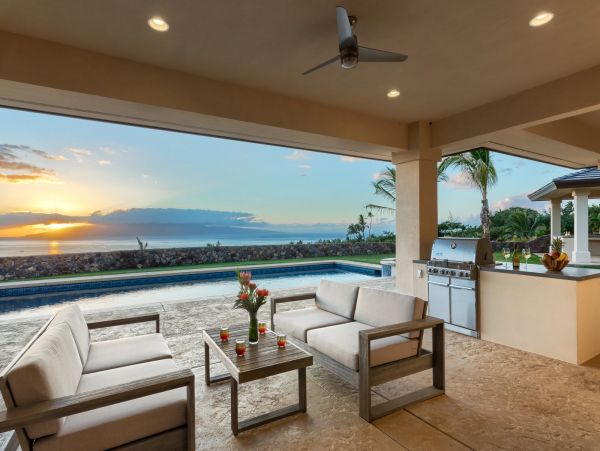 Luxurious Maui Villa with Stunning Beach Views