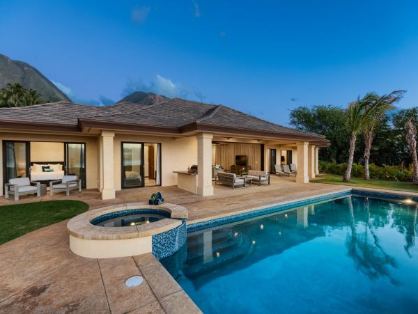 Luxurious Maui Villa with Stunning Beach Views