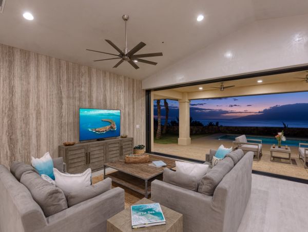 Luxurious Maui Villa with Stunning Beach Views