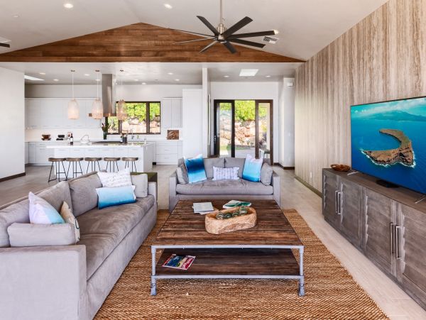 Luxurious Maui Villa with Stunning Beach Views